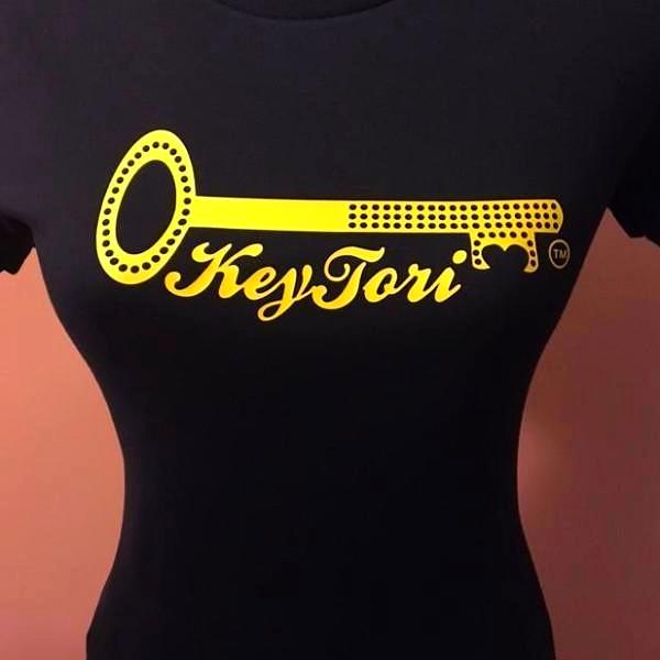 Women Original Gold Logo Tee